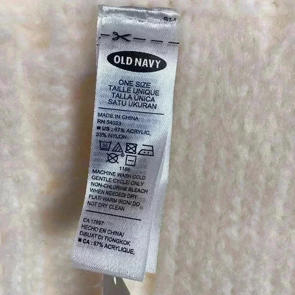 Old Navy NWT  Cable Knit Cowl Cream / Ivory Neck Warmer Infinity Scarf